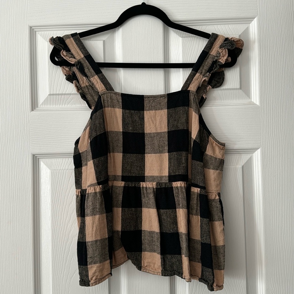 Black and tan patterned tank top.